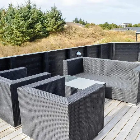 Vakantiehuis Holiday Henne Lii *
