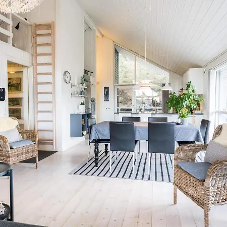 Holiday Henne Lii Vakantiehuis
